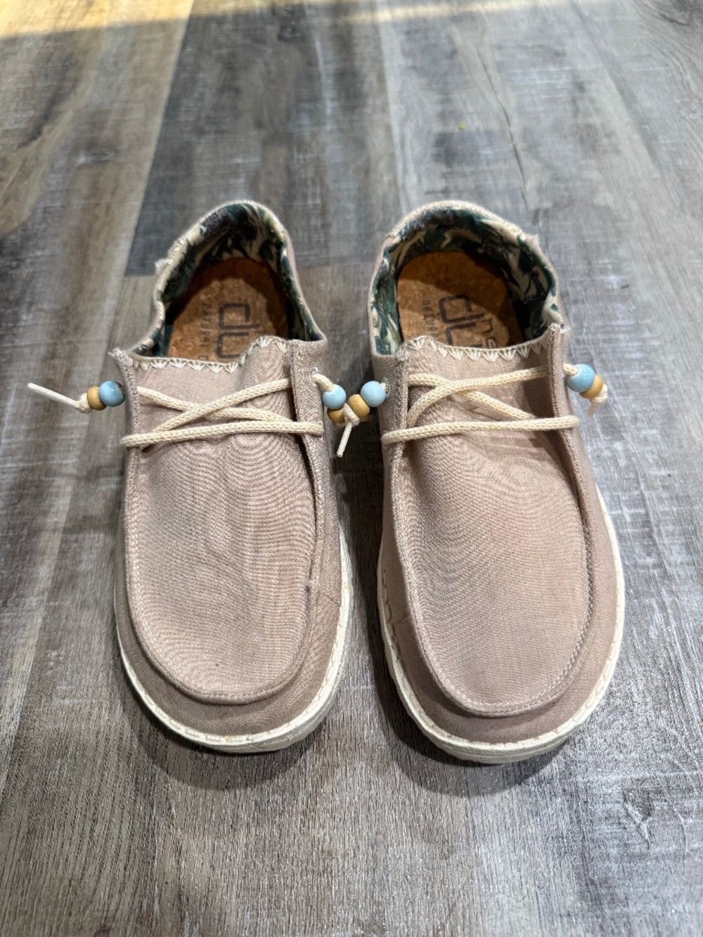 Hey Dude Wendy Natural Shoes Size 7